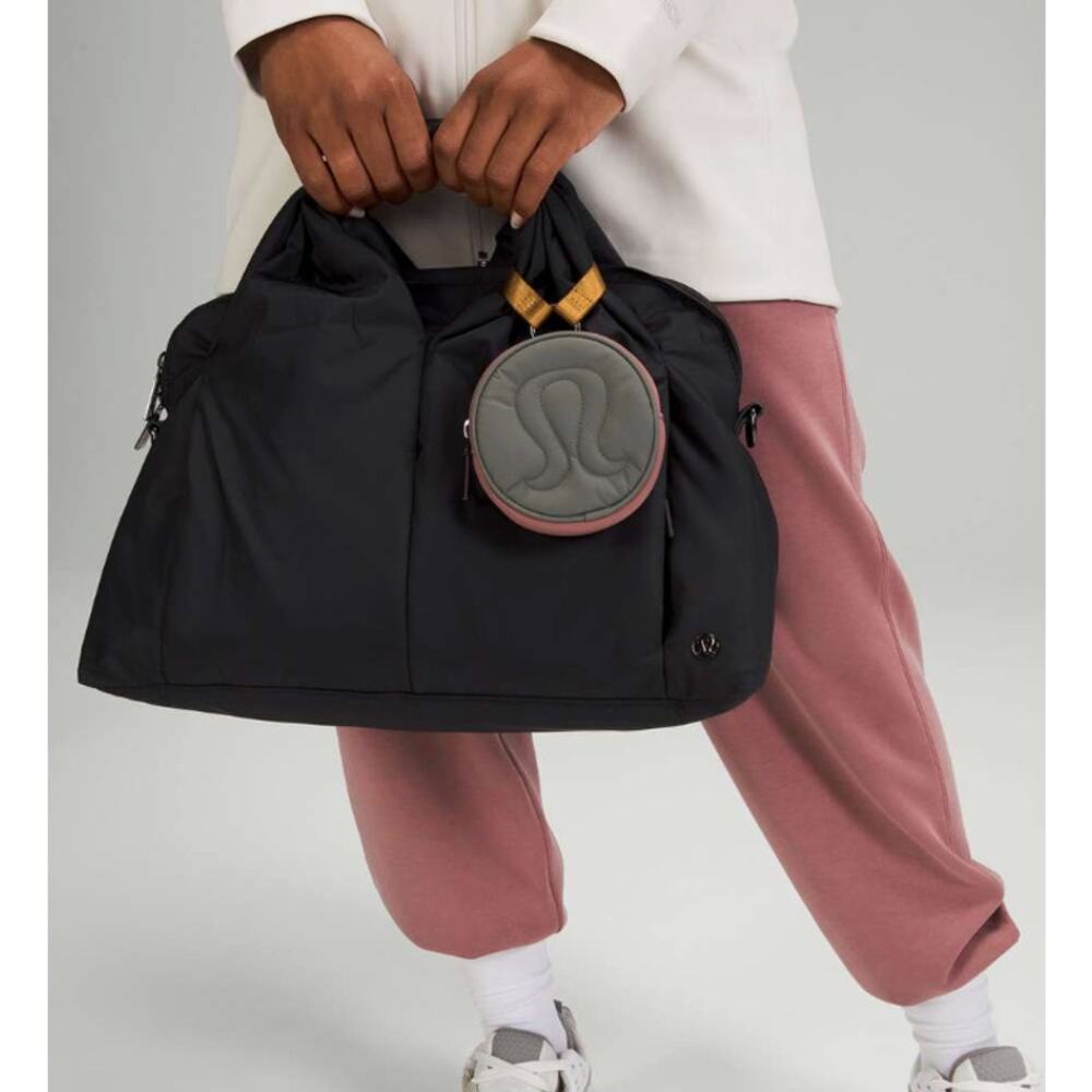 Lululemon Logo Pouch - Picture 12 of 13
